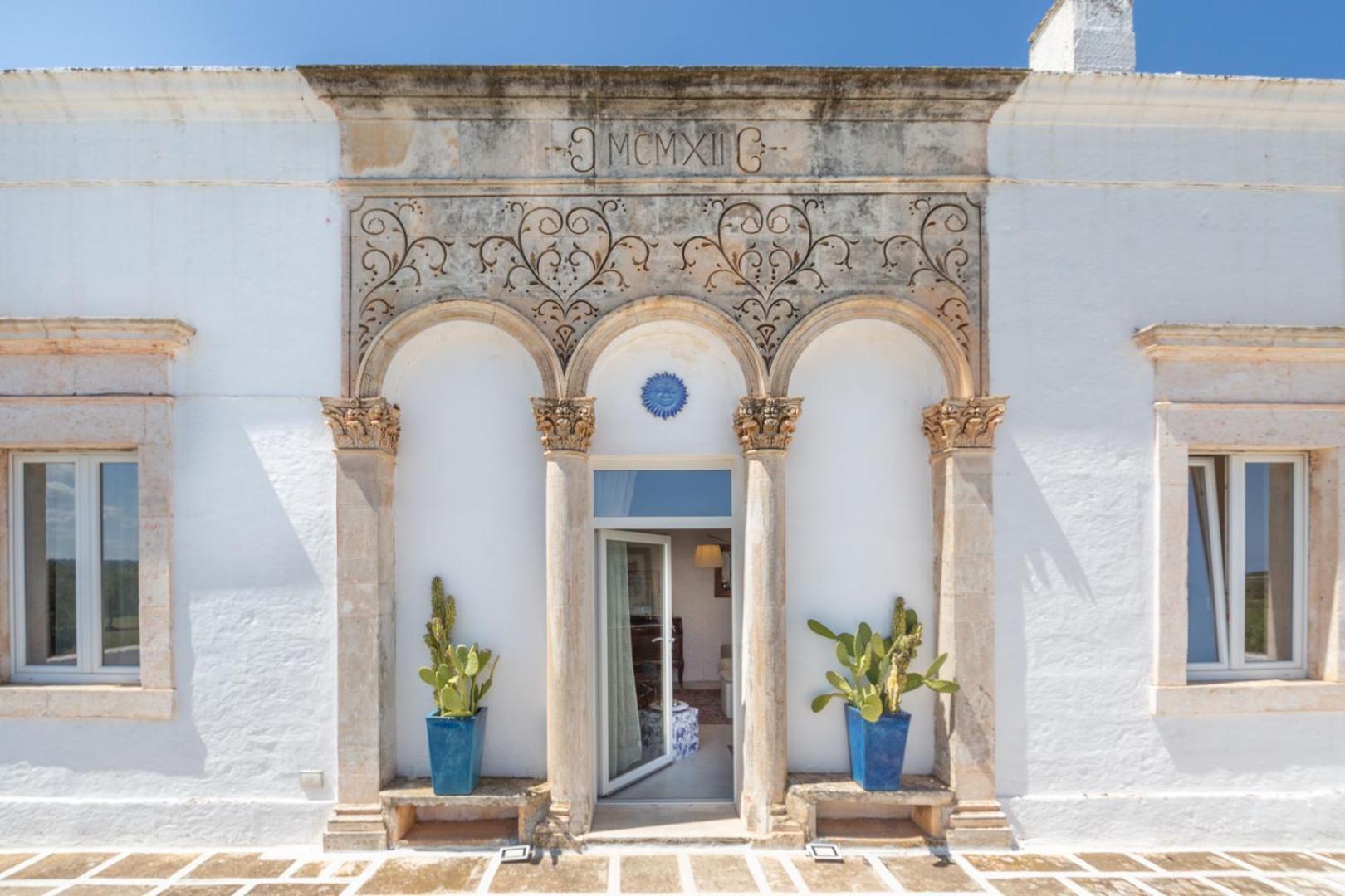 Tenuta Miro Guest House Ostuni Exterior photo